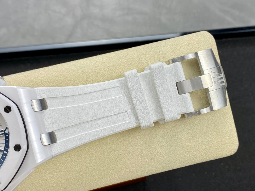 Royal Oak Offshore Diver 15707 White Ceramic APSF 1:1 Best Edition SA3120 Super Clone