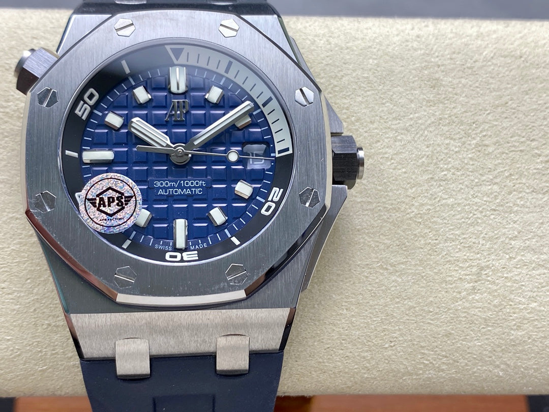 Royal Oak Offshore Diver 15720 SS APSF 1:1 Best Edition Blue Dial on Blue Rubber Strap A4308 Super Clone
