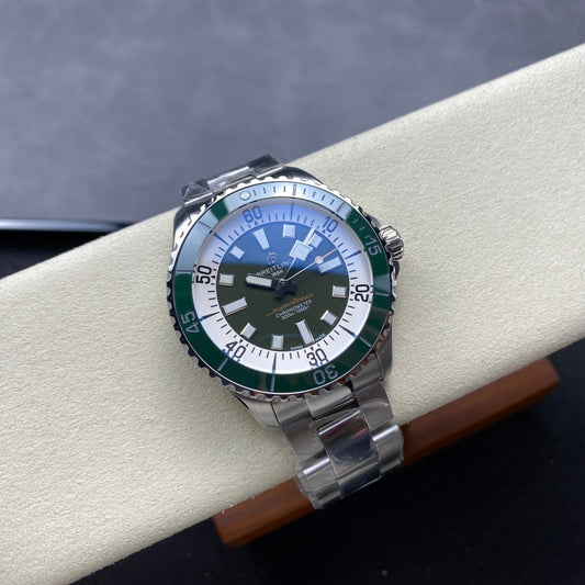 SuperOcean Automatic 44 SS Green Bezel TF 1:1 Best Edition Green Dial on SS Bracelet A2824