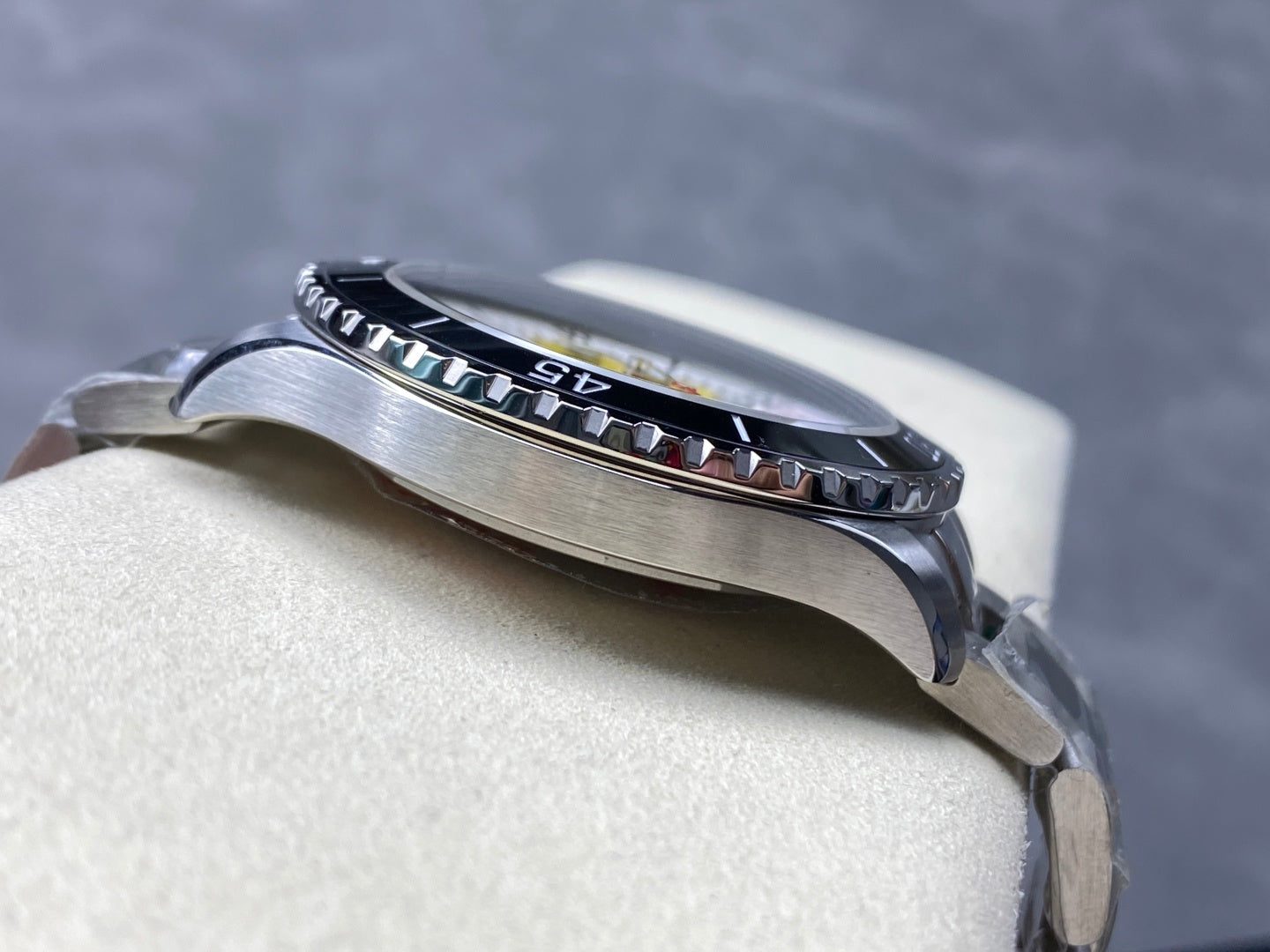 SuperOcean Automatic 44 SS Black Bezel TF 1:1 Best Edition Yellow Dial on SS Bracelet A2824