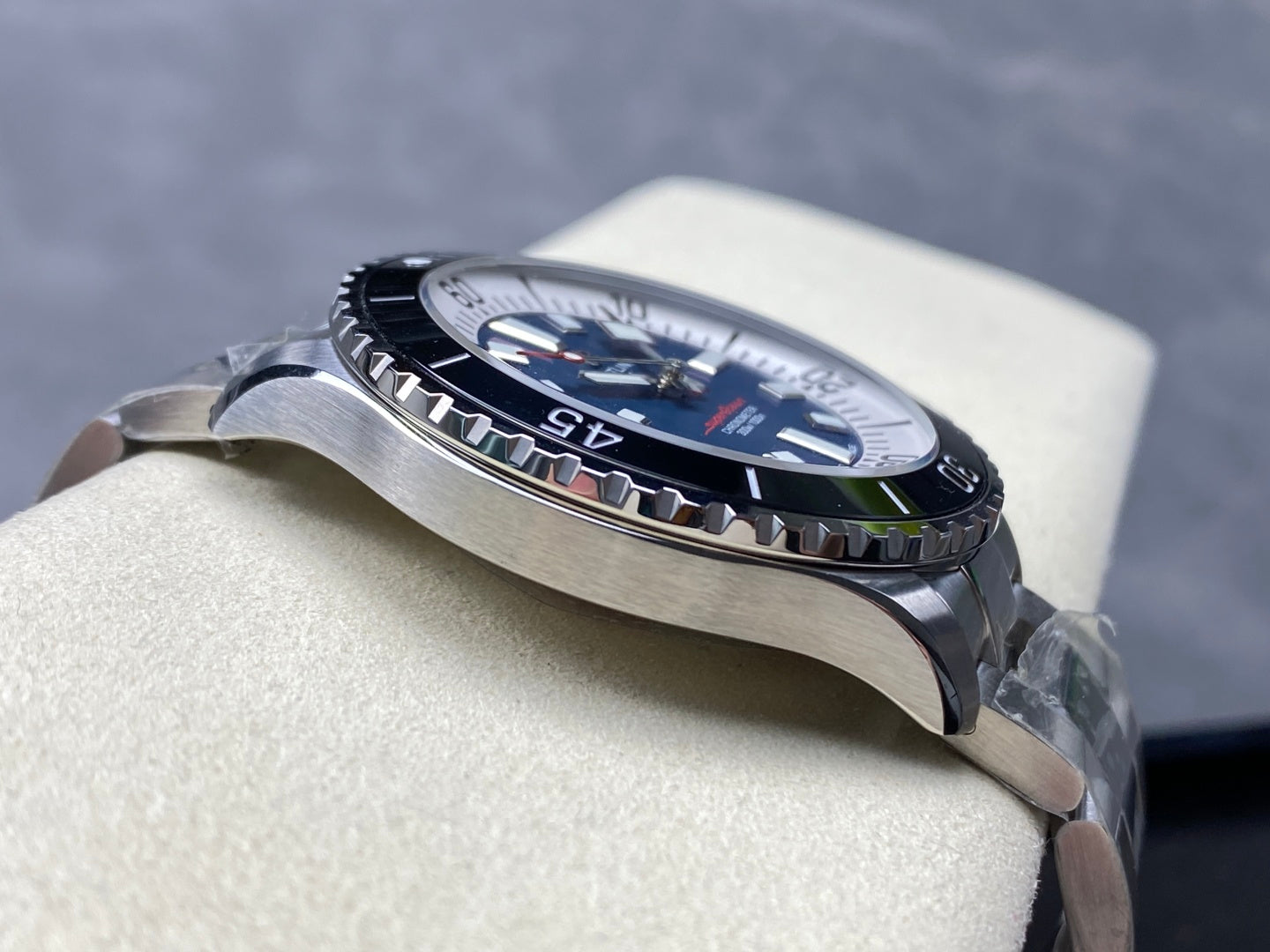 SuperOcean Automatic 44 SS Black Bezel TF 1:1 Best Edition Blue Dial on SS Bracelet A2824