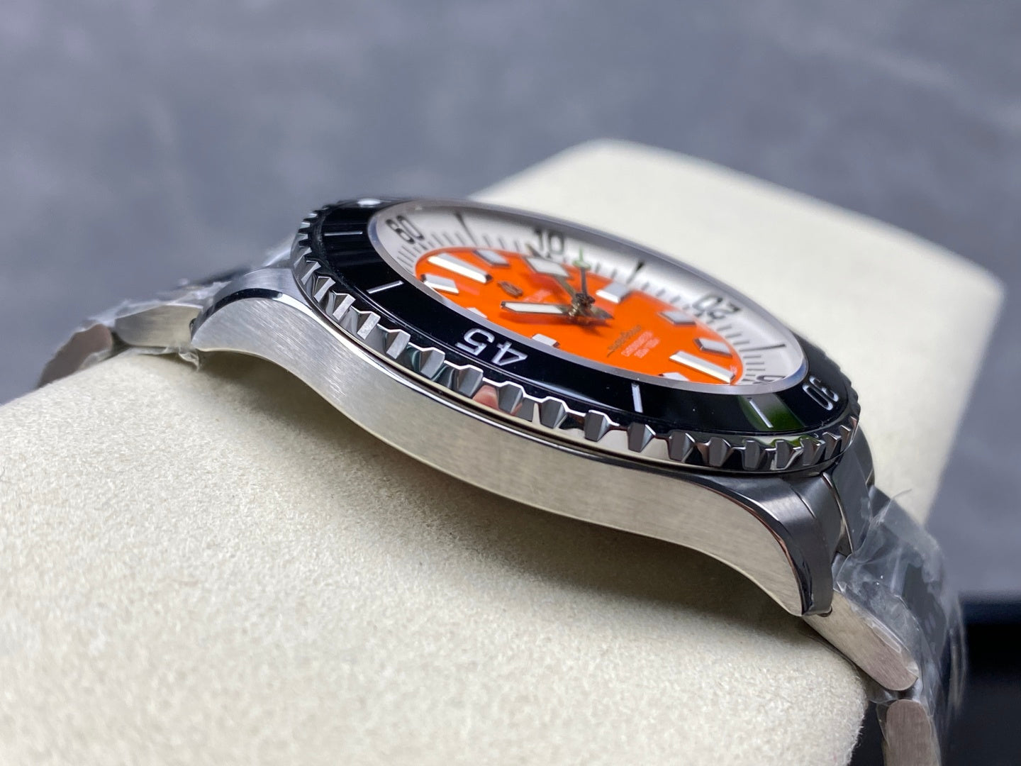SuperOcean Automatic 44 SS Black Bezel TF 1:1 Best Edition Orange Dial on SS Bracelet A2824
