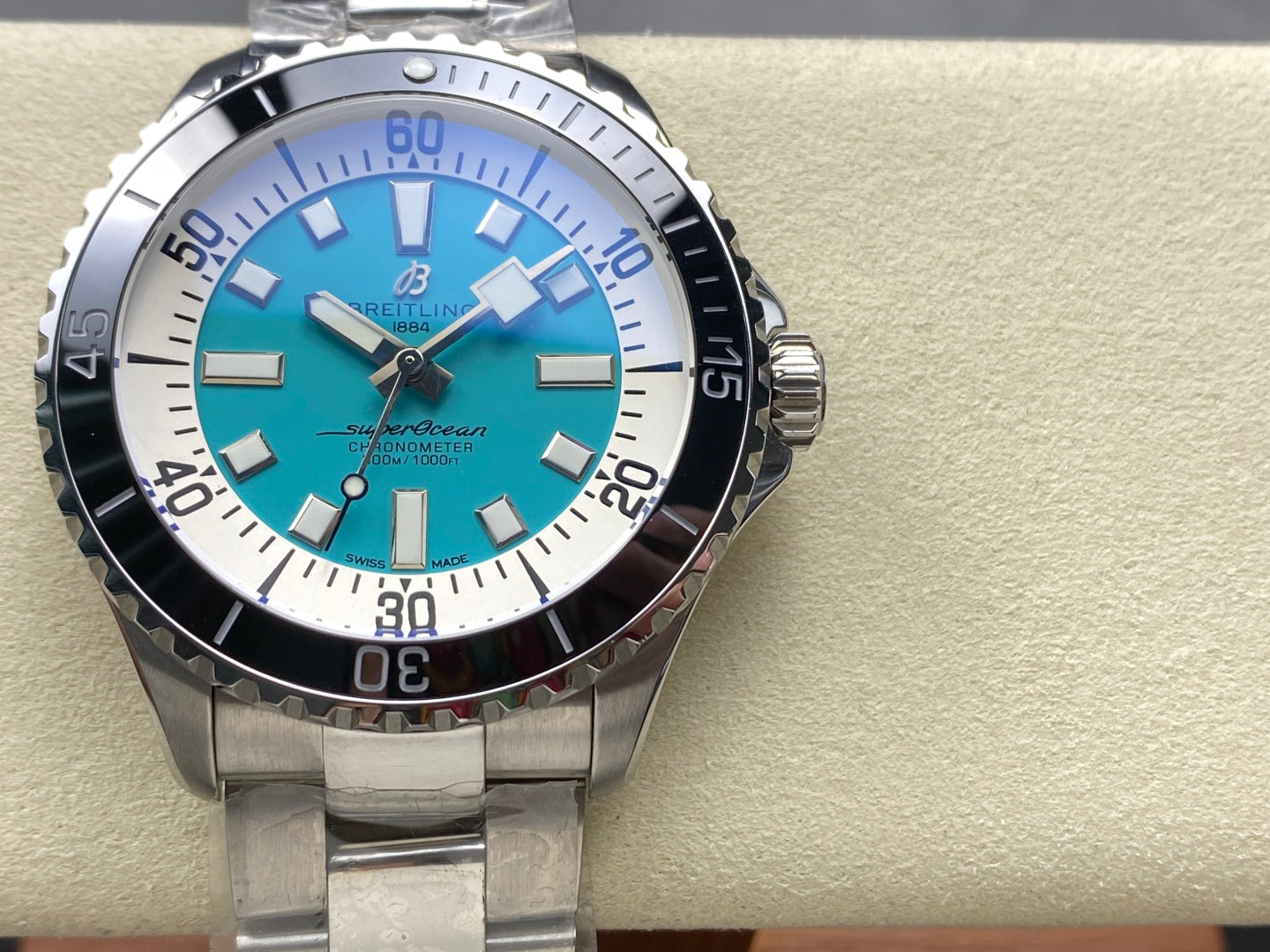 SuperOcean Automatic 44 SS Black Bezel TF 1:1 Best Edition Tiffany Blue Dial on SS Bracelet A2824