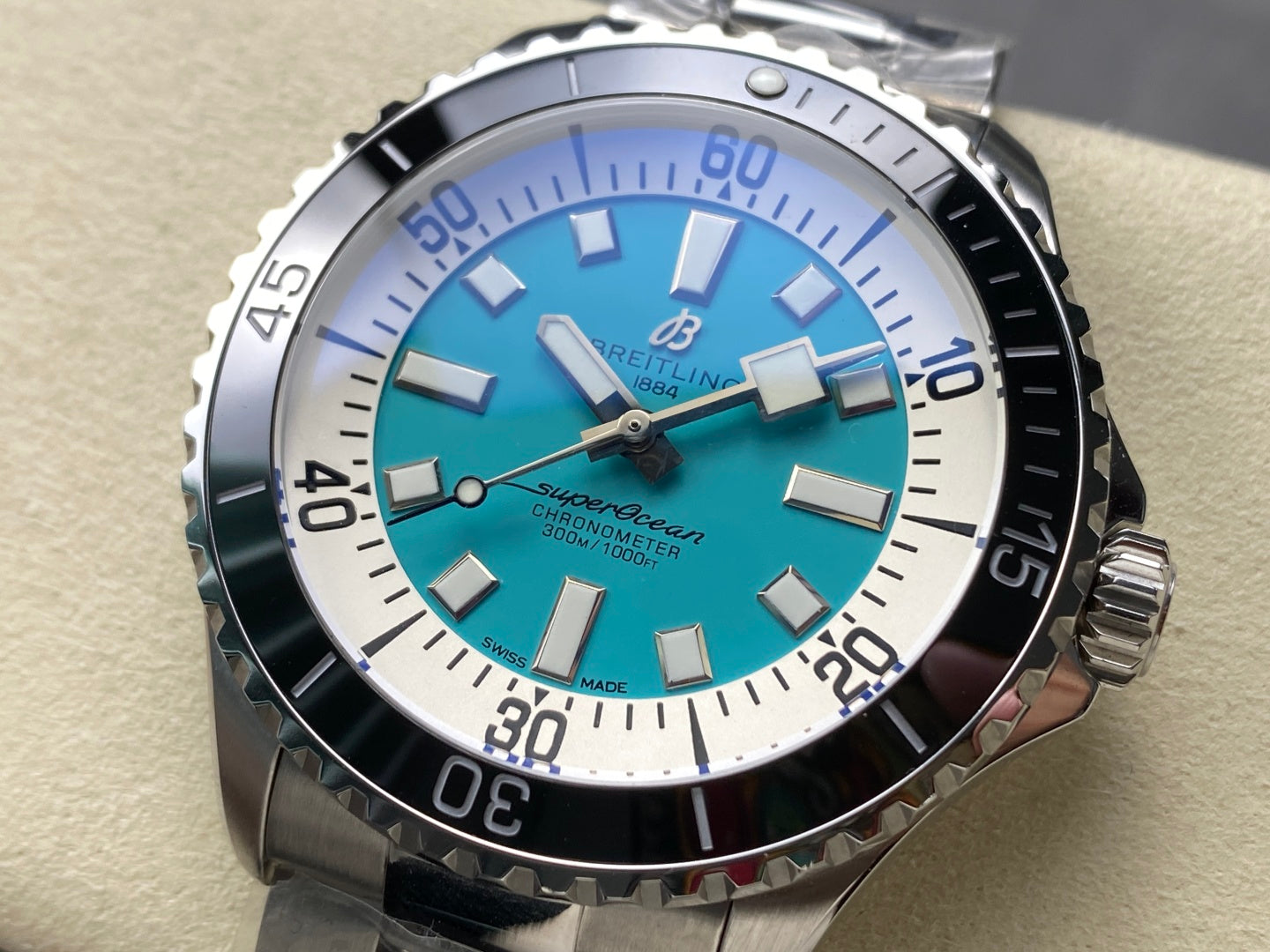 SuperOcean Automatic 44 SS Black Bezel TF 1:1 Best Edition Tiffany Blue Dial on SS Bracelet A2824
