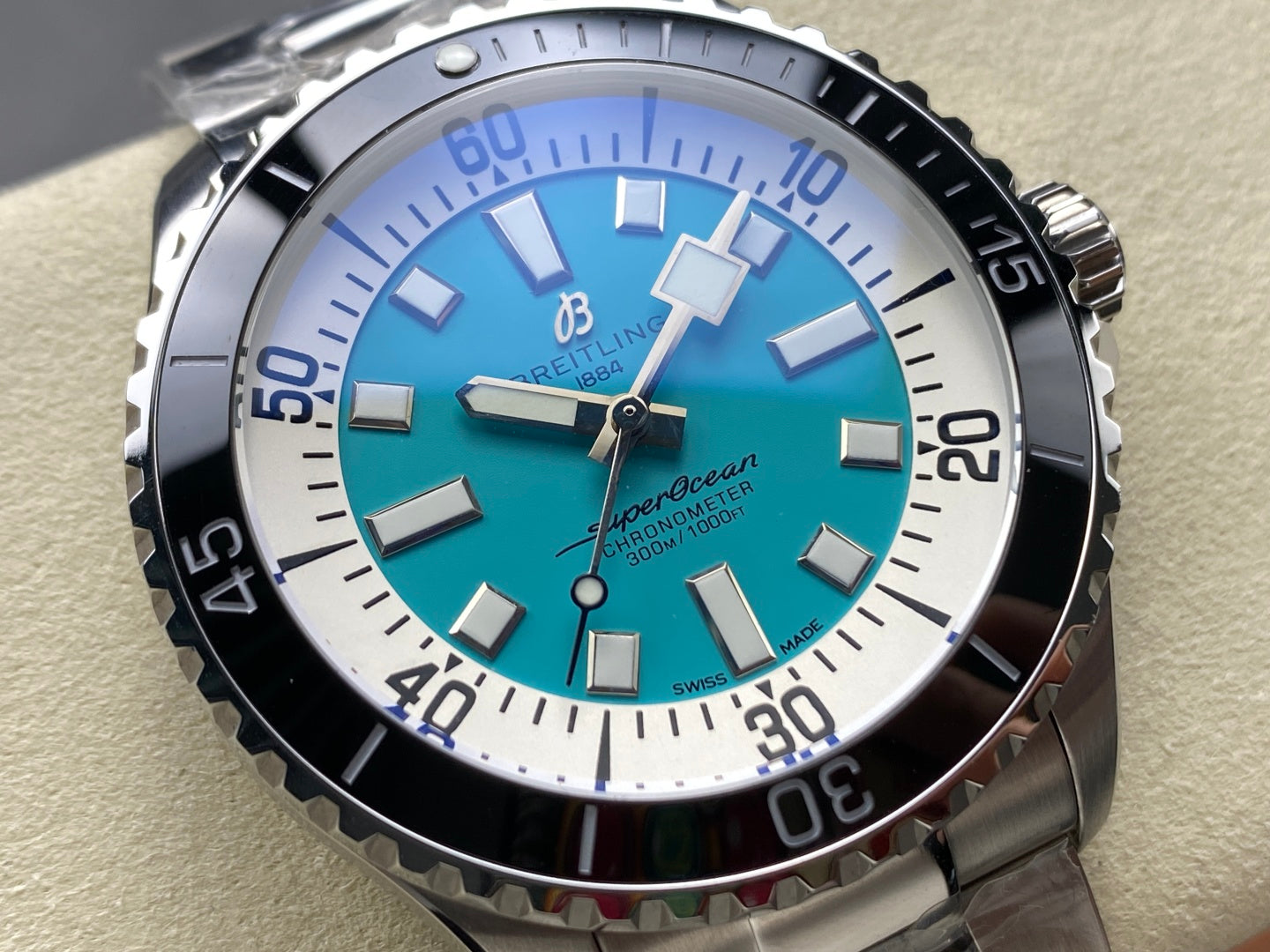 SuperOcean Automatic 44 SS Black Bezel TF 1:1 Best Edition Tiffany Blue Dial on SS Bracelet A2824