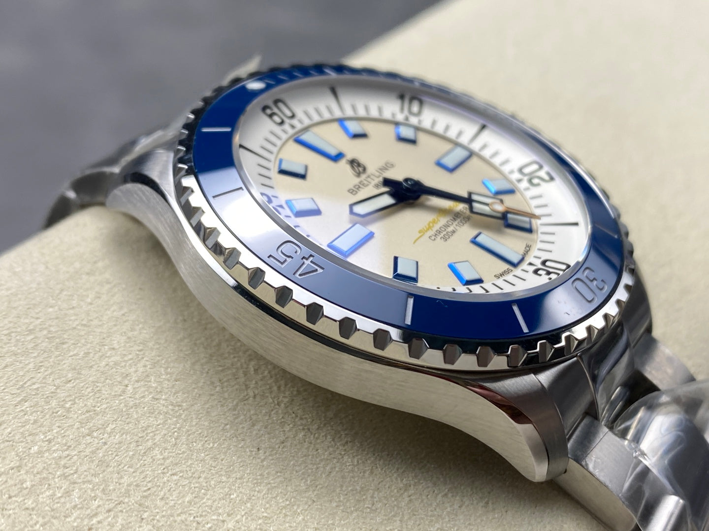SuperOcean Automatic 44 SS Blue Bezel TF 1:1 Best Edition Cream Dial on SS Bracelet A2824