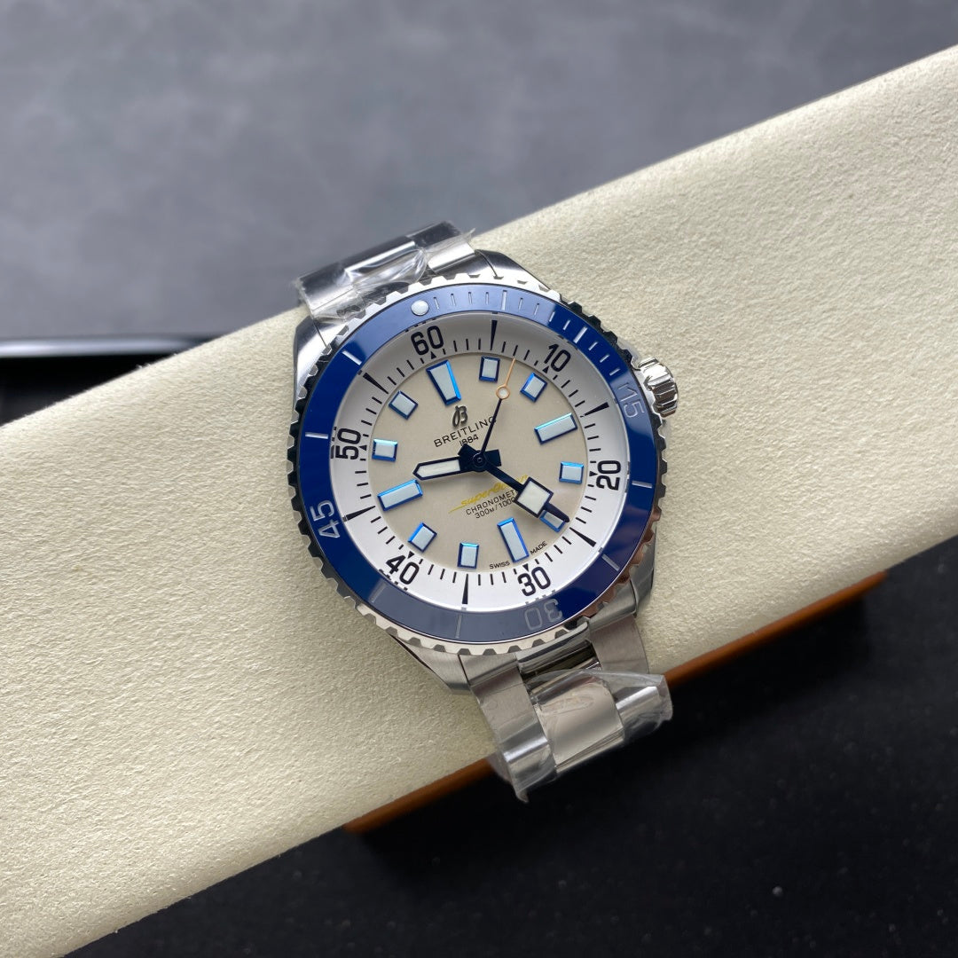 SuperOcean Automatic 44 SS Blue Bezel TF 1:1 Best Edition Cream Dial on SS Bracelet A2824
