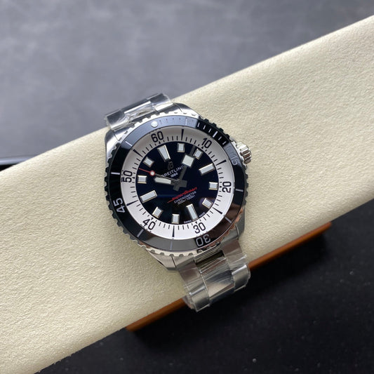 SuperOcean Automatic 44 SS Black Bezel TF 1:1 Best Edition Black Dial on SS Bracelet A2824