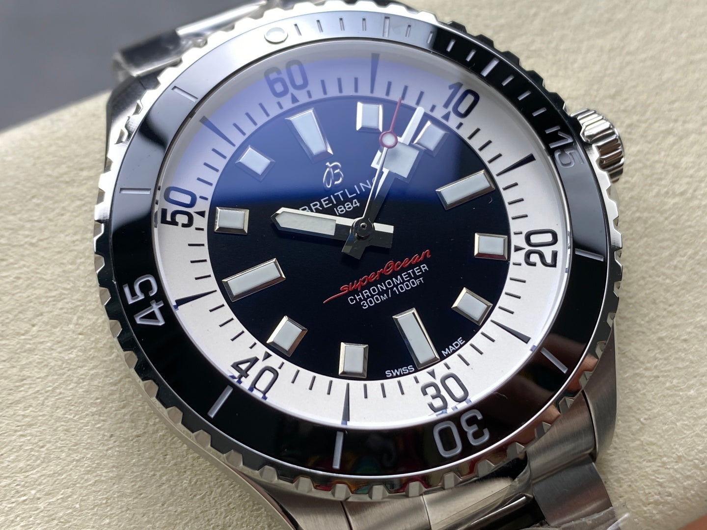 SuperOcean Automatic 44 SS Black Bezel TF 1:1 Best Edition Black Dial on SS Bracelet A2824
