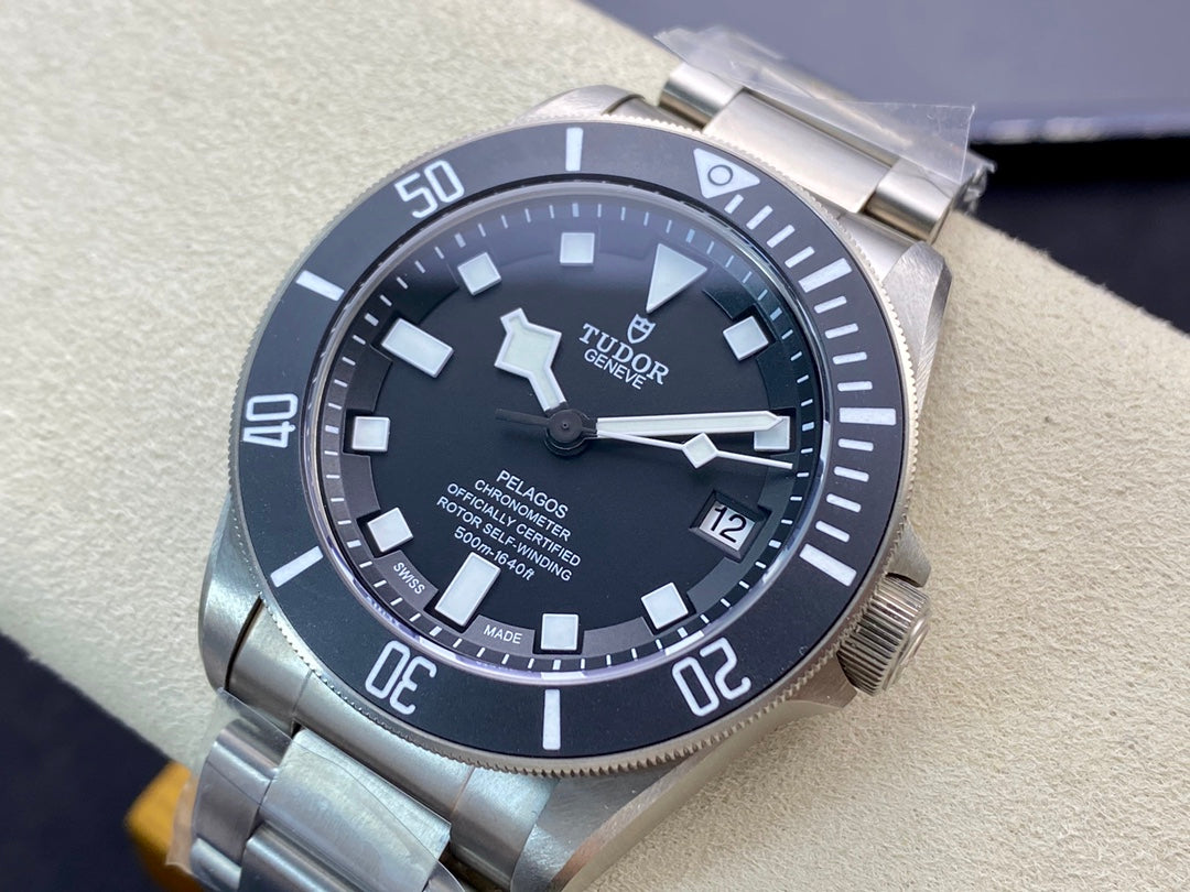 Pelagos ZF 1:1 Best Edition Black Dial on Titanium Bracelet A2824 V5