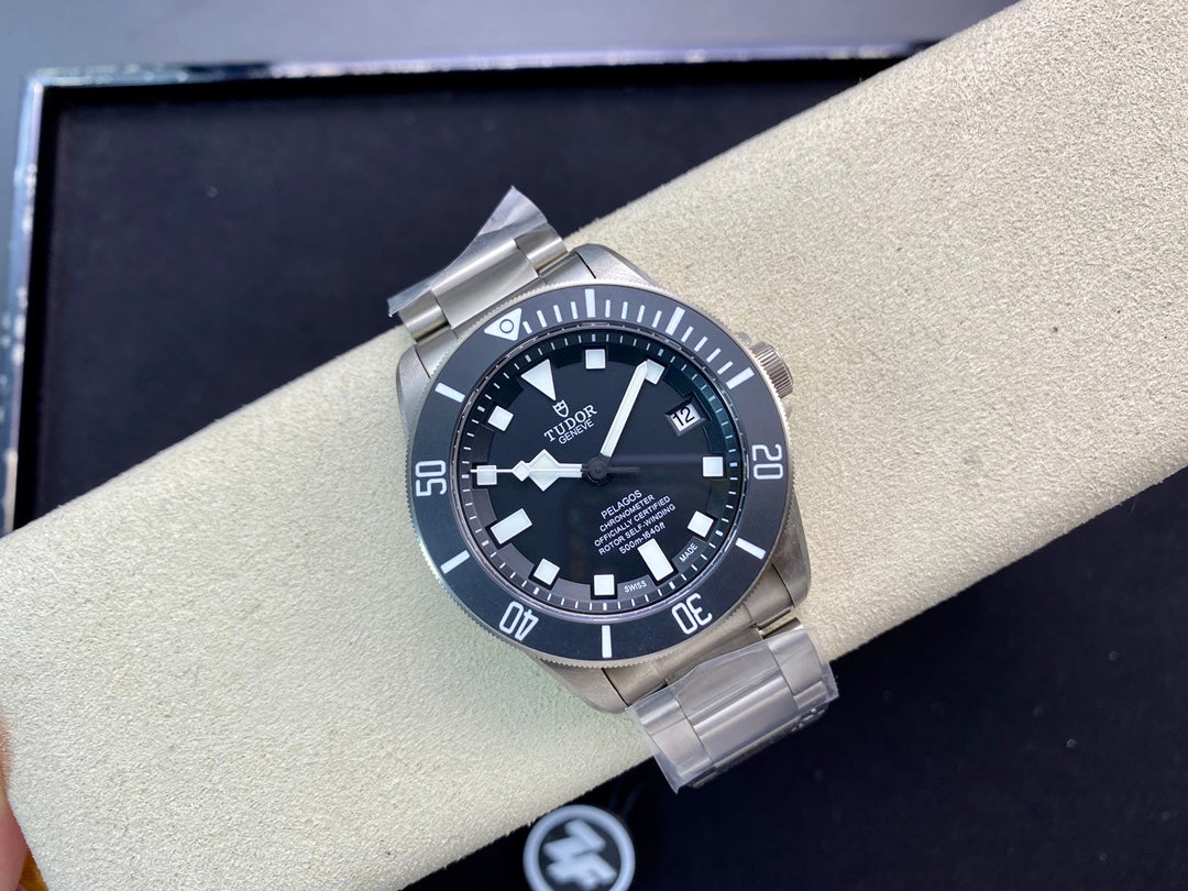 Pelagos ZF 1:1 Best Edition Black Dial on Titanium Bracelet A2824 V5