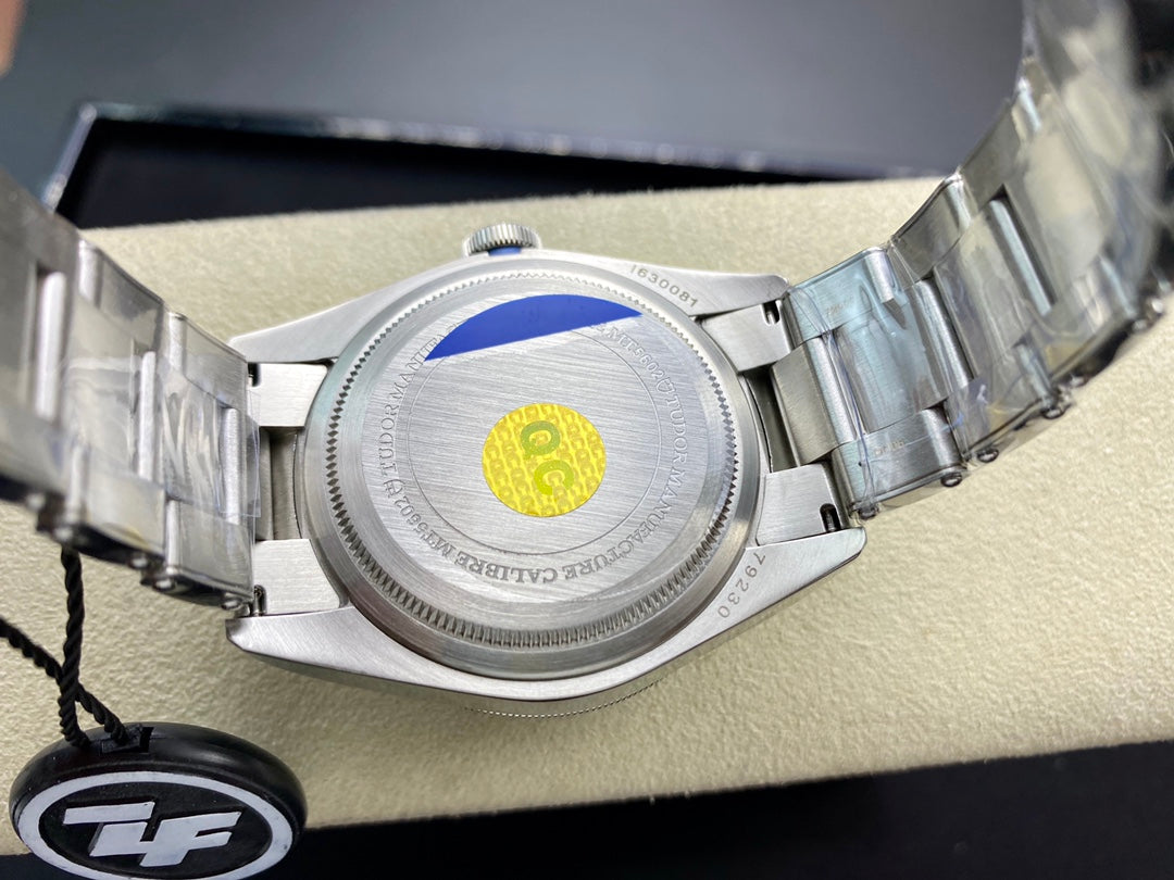 Heritage Black Bay Blue Bezel ZF 1:1 Best Edition on SS Bracelet A2824 V5