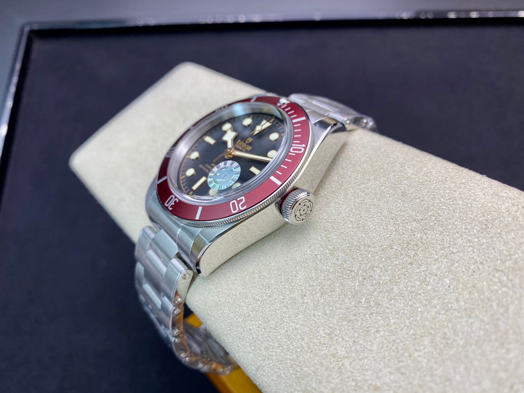 Heritage Black Bay Red Bezel ZF 1:1 Best Edition on SS Bracelet A2824 V5