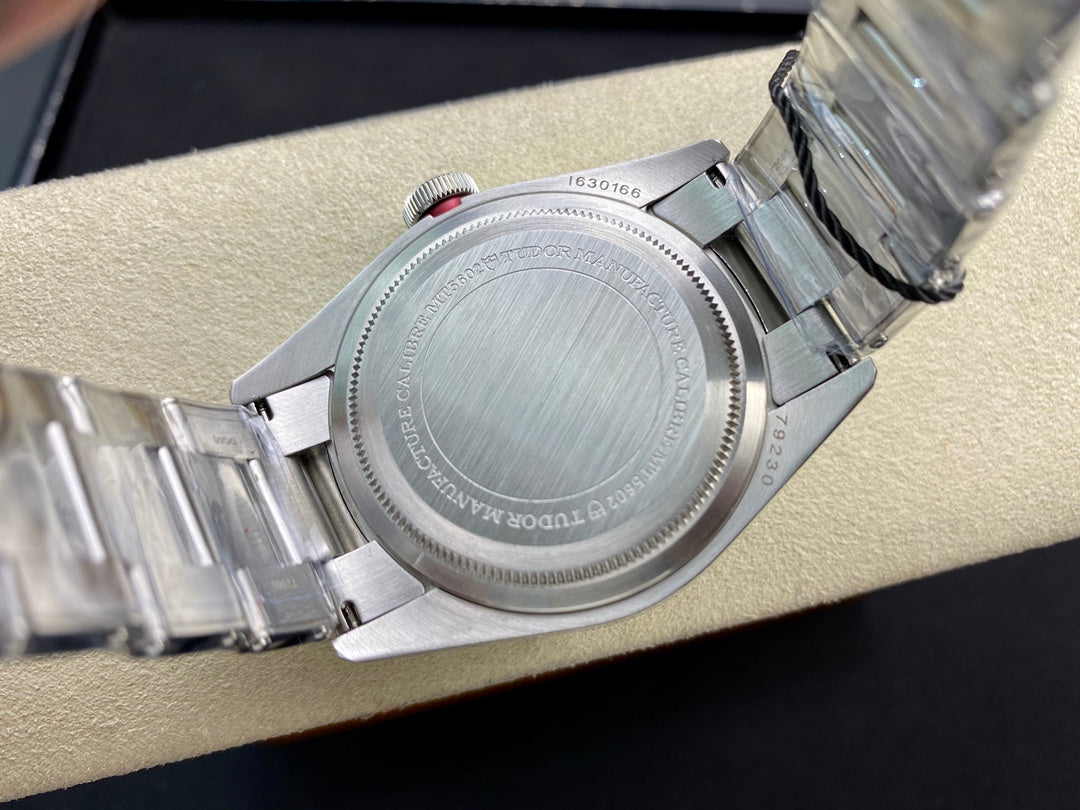 Heritage Black Bay Red Bezel ZF 1:1 Best Edition on SS Bracelet A2824 V5