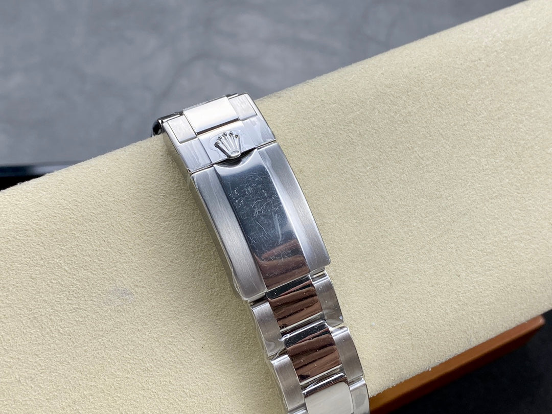 GMT-Master II 1126720 VTNR Black/Green Ceramic Clean Factory 1:1 Best Edition on Oyster Bracelet DD3285 CHS V3