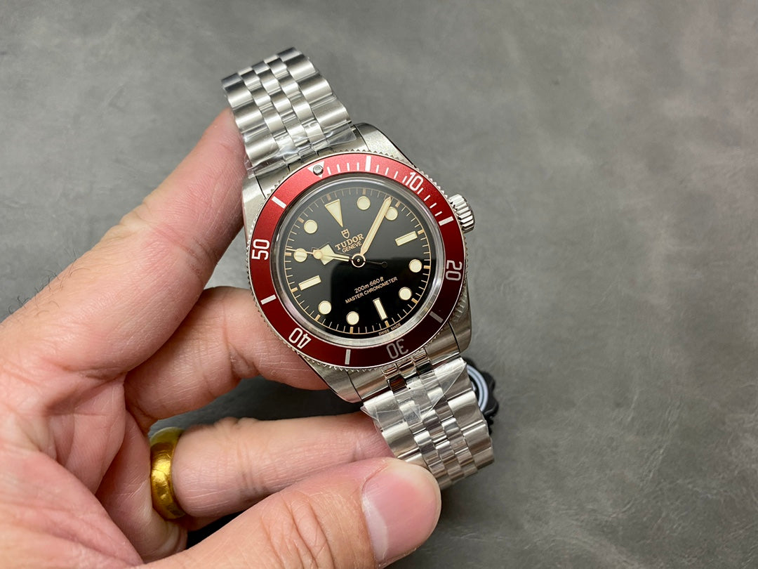 Heritage Black Bay Red Bezel ZF 1:1 Best Edition on SS Jubilee Bracelet A2824