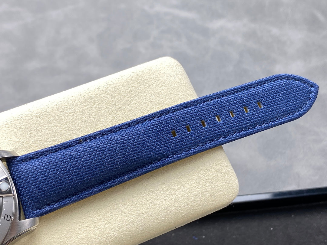 Avenger Chronometer 42mm GMT SS BLSF 1:1 Best Version Blue Dial On Blue Nylon Strap A2836