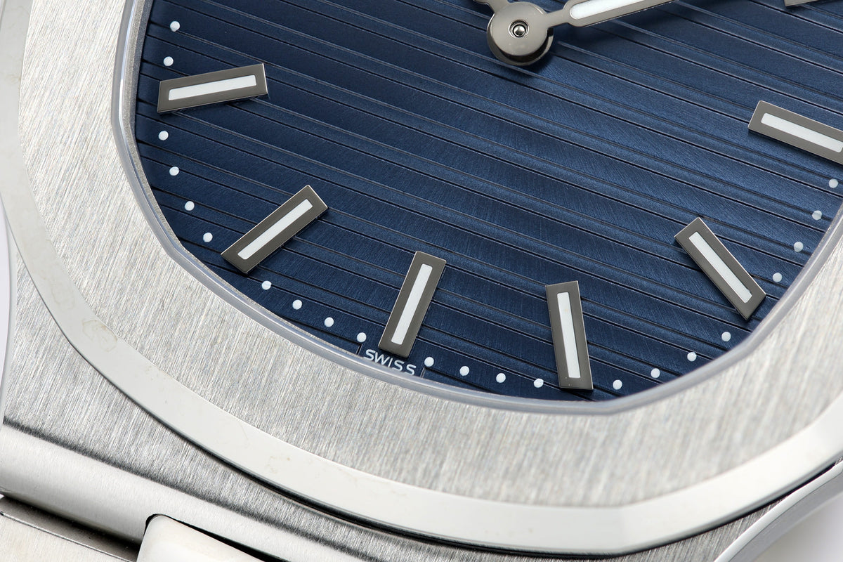 Nautilus 5810 SS PPF 1:1 Best Edition Blue Textured Dial on SS Bracelet SA240 Super Clone