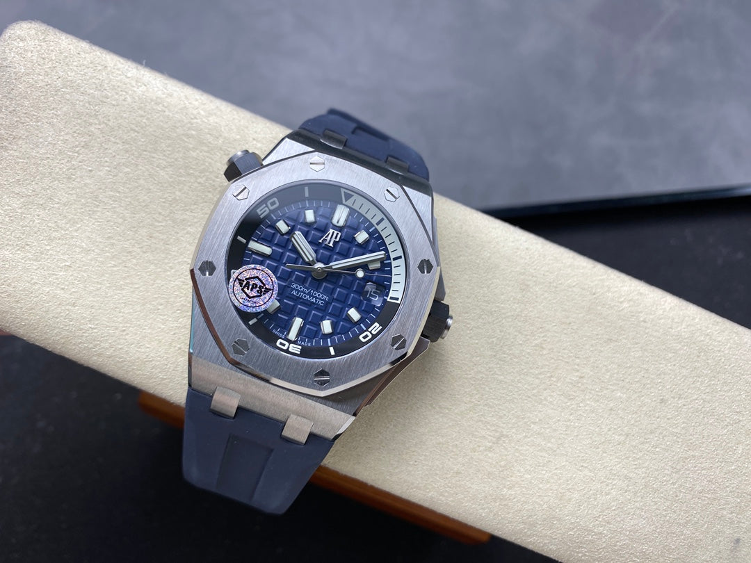 Royal Oak Offshore Diver 15720 SS APSF 1:1 Best Edition Blue Dial on Blue Rubber Strap A4308 Super Clone