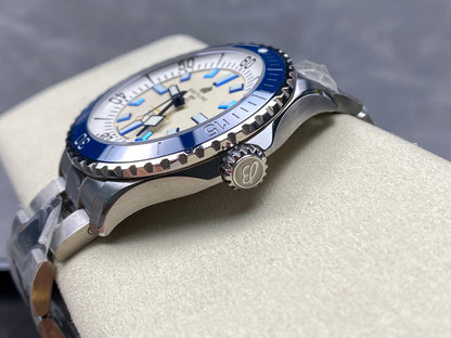 SuperOcean Automatic 44 SS Blue Bezel TF 1:1 Best Edition Cream Dial on SS Bracelet A2824