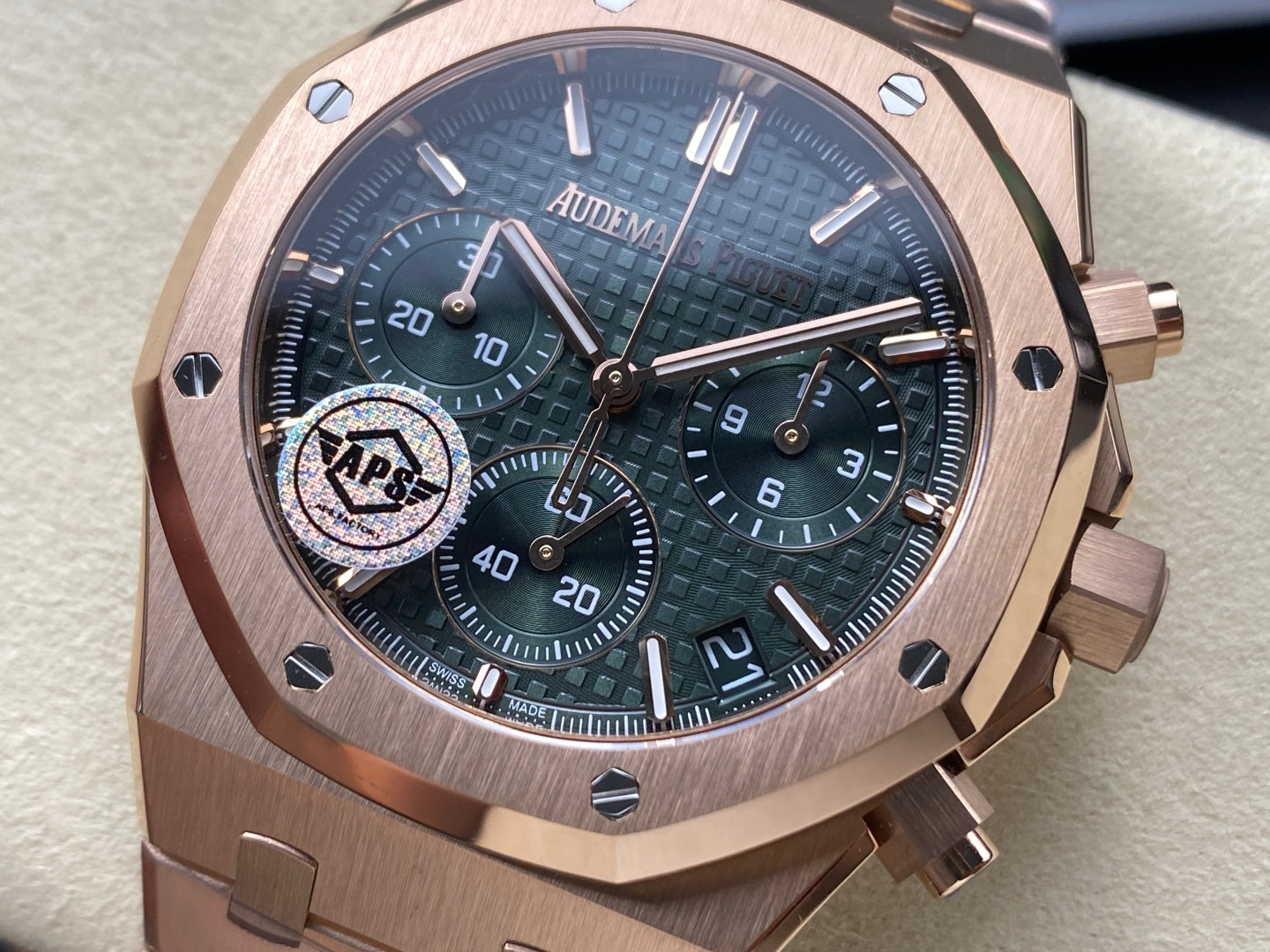 Royal Oak Chrono 26240 RG APSF 1:1 Best Edition Green Dial on RG Bracelet SA4401 Super Clone V2 (Free Sprung)