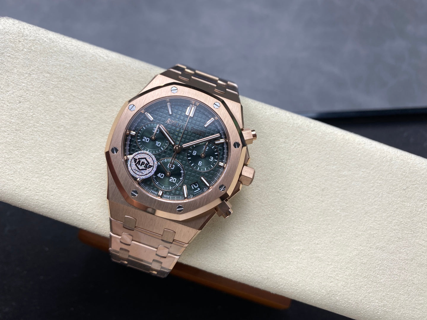 Royal Oak Chrono 26240 RG APSF 1:1 Best Edition Green Dial on RG Bracelet SA4401 Super Clone V2 (Free Sprung)