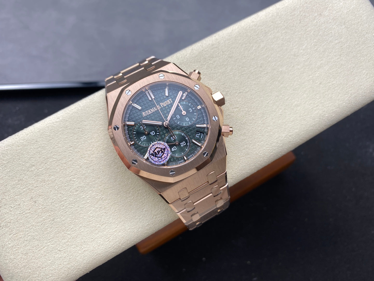 Royal Oak Chrono 26240 RG APSF 1:1 Best Edition Green Dial on RG Bracelet SA4401 Super Clone V2 (Free Sprung)