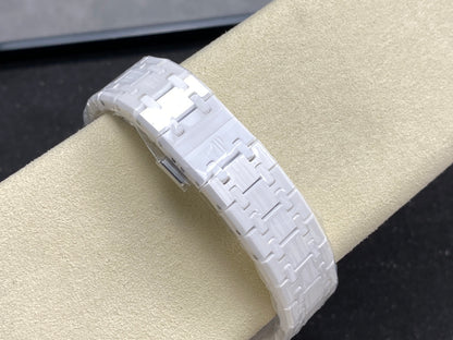 Royal Oak 15500 White Ceramic APSF 1:1 Best Edition Black Dial on White Ceramic Bracelet SA4302 Super Clone