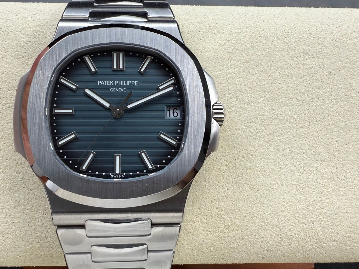 Nautilus 5711/1A SS DDF 1:1 Best Edition Blue Textured Dial On SS Bracelet Super Clone DD330