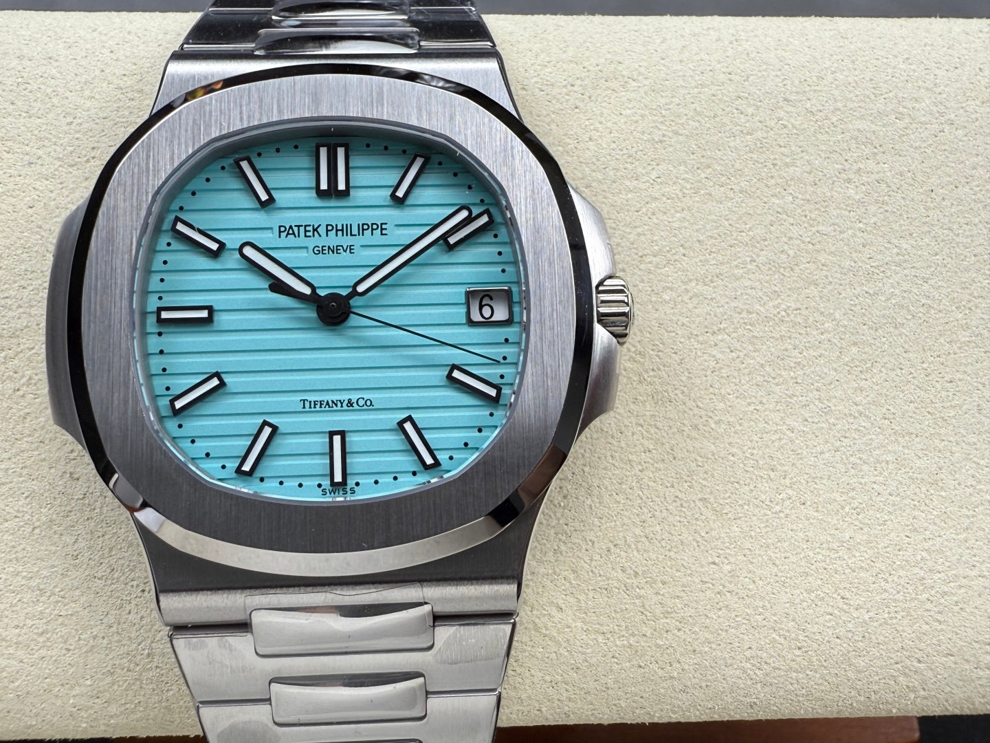 Nautilus 5711/1A SS DDF 1:1 Best Edition Tiffany Blue Textured Dial On SS Bracelet Super Clone DD330