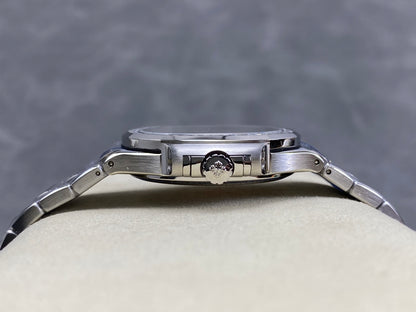 Nautilus 7118 Ladies Diamond Bezel SS DDF 1:1 Best Edition Gray Dial On SS Bracelet Super Clone DD324