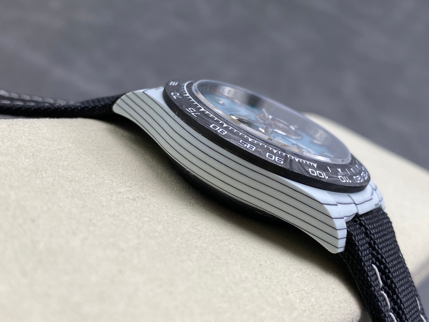 Daytona DIW Porsche 911 S/T White Carbon SONIC 1:1 Best Edition Blue Dial on Black Nylon Strap SA4130