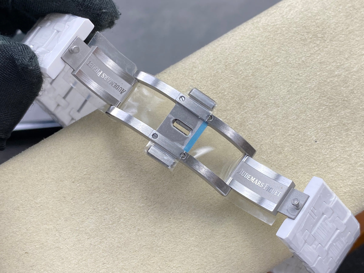 Royal Oak 41mm 15500 White Ceramic ZF White Dial on White Ceramic Bracelet SA4302 Super Clone (Free Sprung)