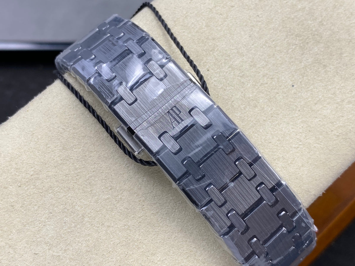 Royal Oak 41mm 15500 Black Ceramic ZF Black Dial on Black Ceramic Bracelet SA4302 Super Clone (Free Sprung)