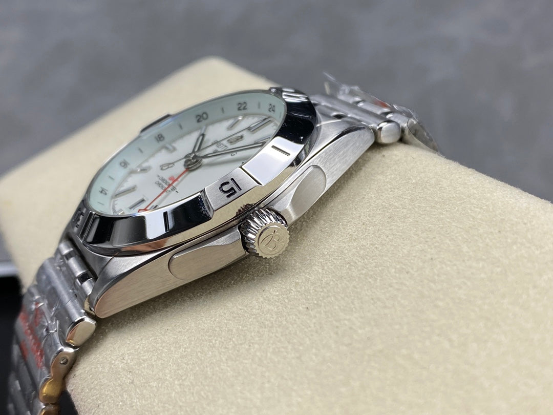Chronomat GMT 40 SS BLS 1:1 Best Edition White Dial on SS Bracelet A2836
